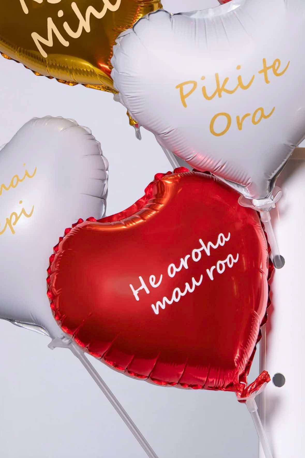 10" Te Reo Māori Foil Balloons (Air-Filled) He Aroha mau roa – A love that endures